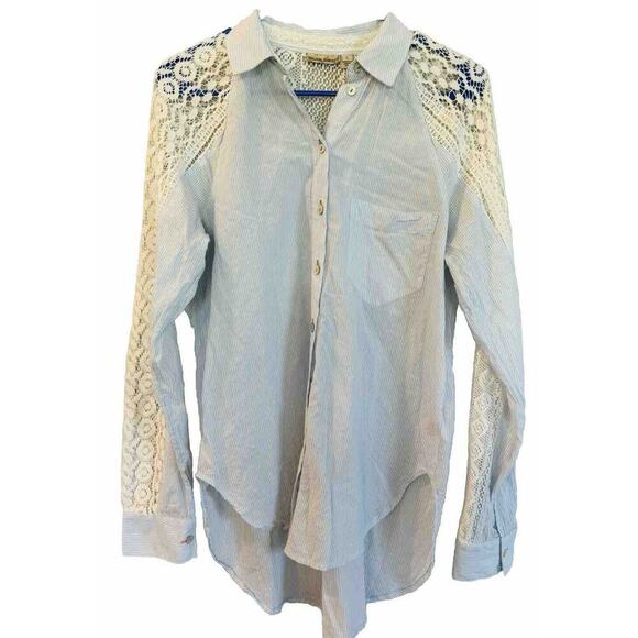 Holding Horses Anthropologie Blue Striped Button Up Shirt Size S Crochet… - Picture 2 of 8